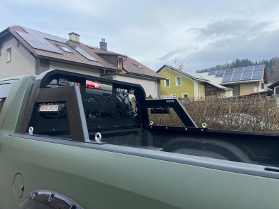 Dodge Ram - rám na korbe poľovnícky motív